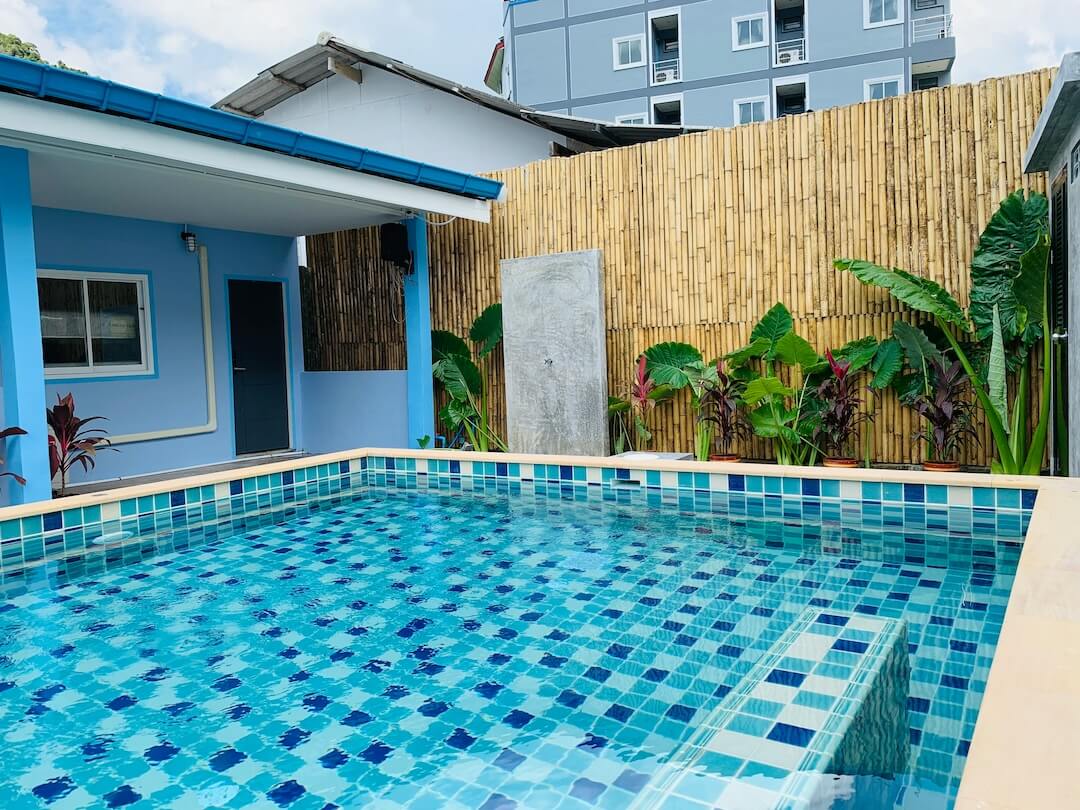 Pool Cleaning Emergency Service